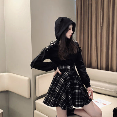 Girl Gothic Lace Up shoulders crop hoodie adorned with cat ears High Waist Plaid Pettiskirt