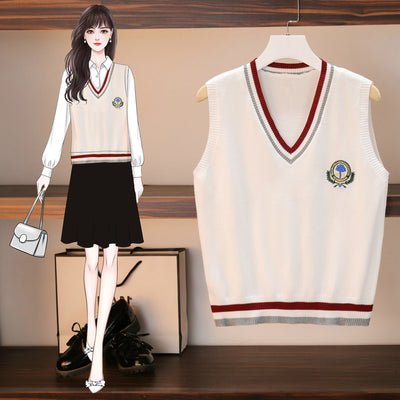 Kawaii V-neck college style knitted woolen vest knitwear pullover embroidery school badge sweater